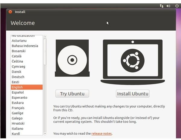 Linux Live Distributions for general use and recovery: A review
