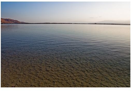 Learn the Benefits of Dead Sea Salt Bath