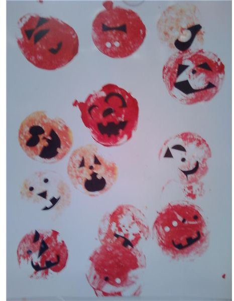 Apple Prints with Kids: Fun Fall Art Lesson Using Apples