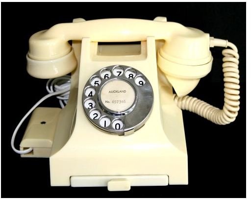 Bakelite Phone