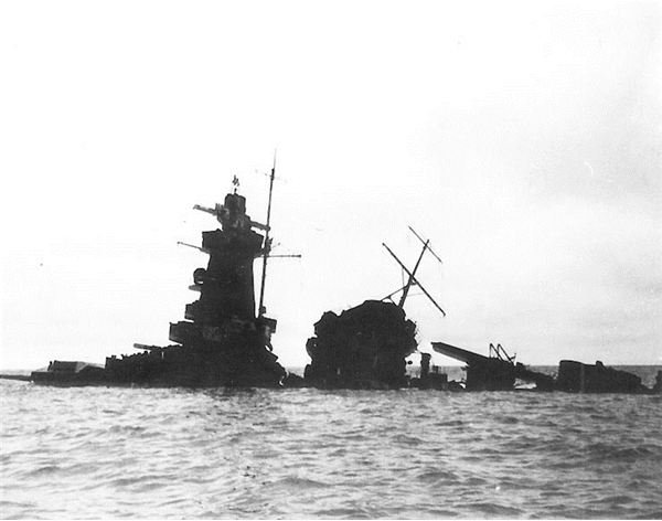 格拉夫海军上将沉船