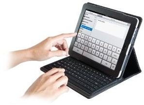 Kensington KeyFolio Bluetooth Keyboard and Case for iPad