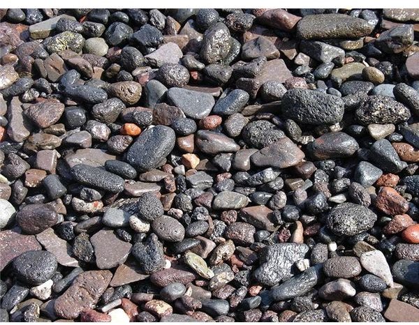 A high quality image of gravel to be seamlessly tiled.