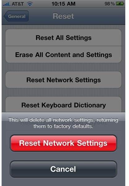 How To Avoid Face Dialing, Hitting Mute, Or Contacts On iPhone 4