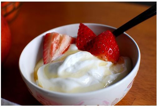 strawberry, yogurt, honey