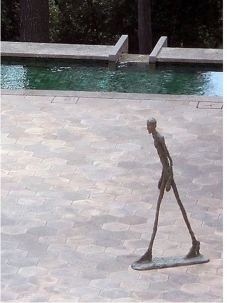 441px-Giacometti-Bronzeplastiken-01-MJ