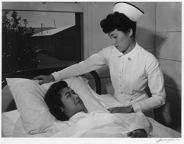 761px-Nurse Aiko Hamaguchi and patient Toyoko Ioki, Manzanar Relocation Center, California