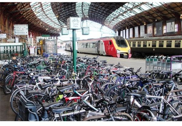 Sea of bikes, Bristol Temple Meads station - geograph.org.uk - 984123