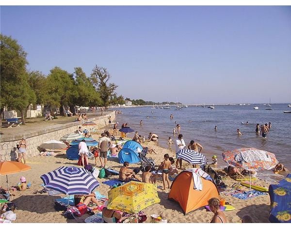 800px-Andernos-les-Bains beach