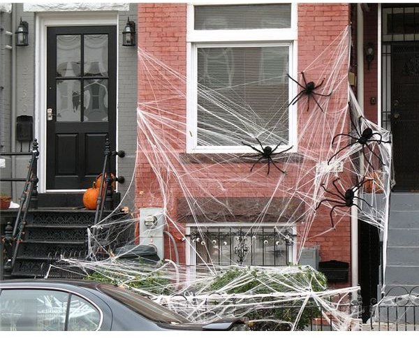 A house decorated for Halloween.